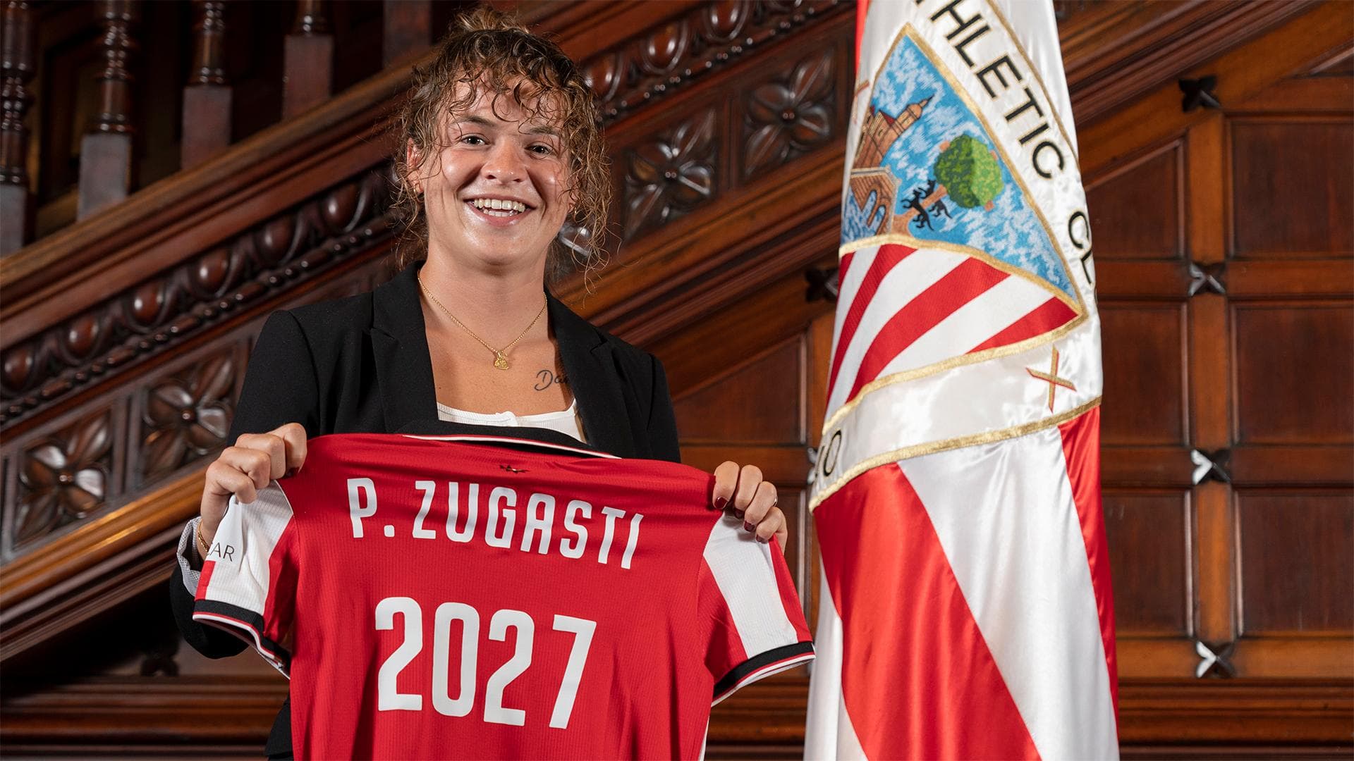 Patricia Zugasti firma su tercera temporada de leona hasta 2027